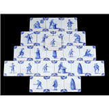 22 aardewerken tegels naar antiek model met blauw decor van figuren in klederdracht 13x13 cm – kavel bij Veilinghuis Derksen