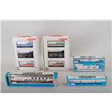 Een lot van 10 Märklin wagons, circa 1965/1987. Uitgave: 4122, 4574, 4665, 4773 plus 2 wagon sets – kavel bij Medusa Auctioneers