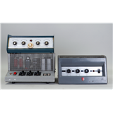 Een lot van drie vintage buizenapparaten, bestaande uit een Amroh buizenversterker, een Philips buizenapparaat en een vintage meerkanaals versterke… – kavel bij Medusa Auctioneers