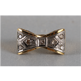 Eeen 14 krt 585/1000 gouden vintage strikring met 7 briljanten van totaal 0.45 crt, 50'er jaren – kavel bij Veilinghuis Omnia